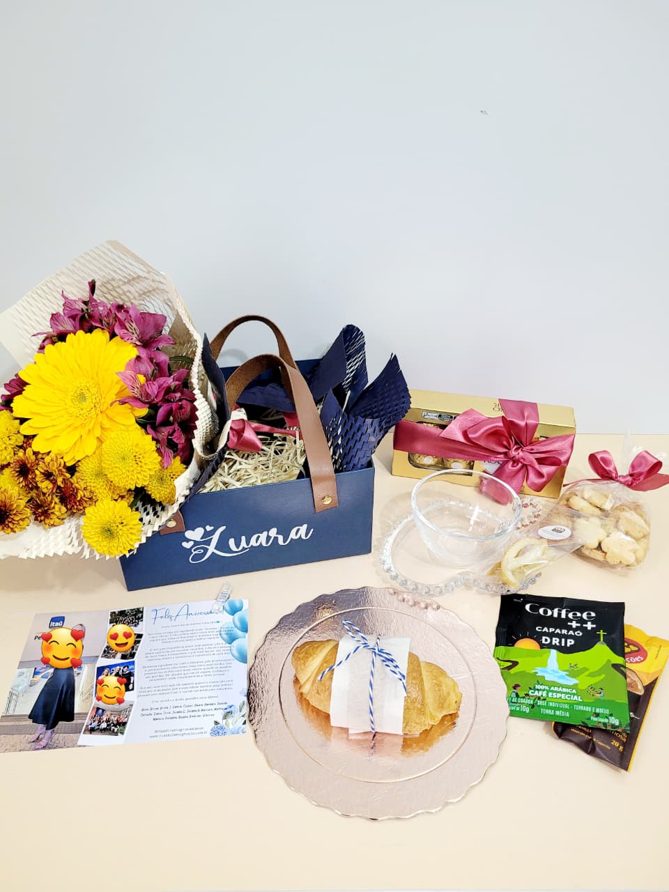 Box c/ Xícara e Flores - Imagem 3