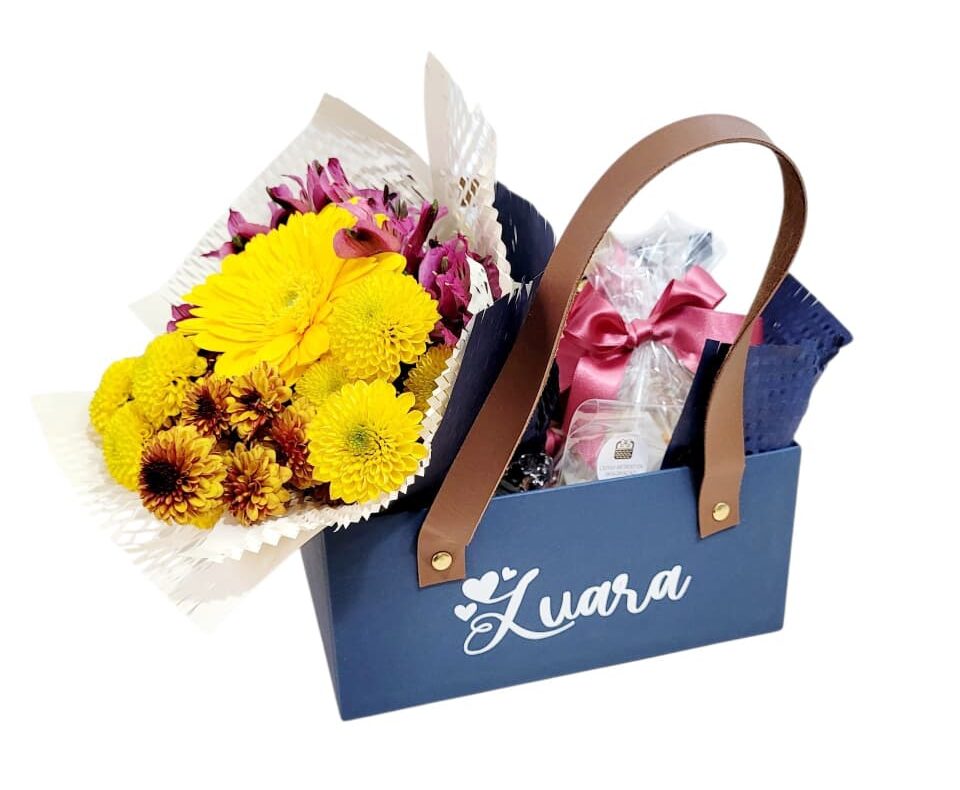 Box c/ Xícara e Flores